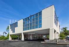 Epstein of RC Commercial Ptrs. sells 5018 Express Dr. for $1.6 million